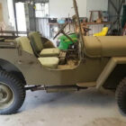 Old-Army-Willys-Jeeps-and-Parts-1